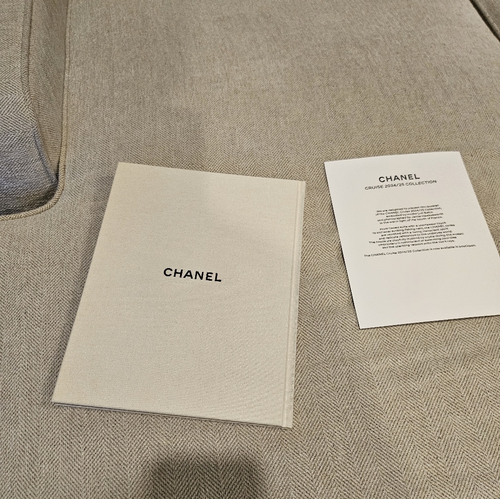 Brand new Chanel book - Picture 6 of 10